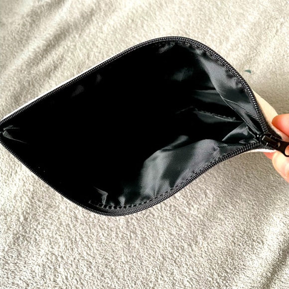 Canvas make up bag - Picture 3 of 3